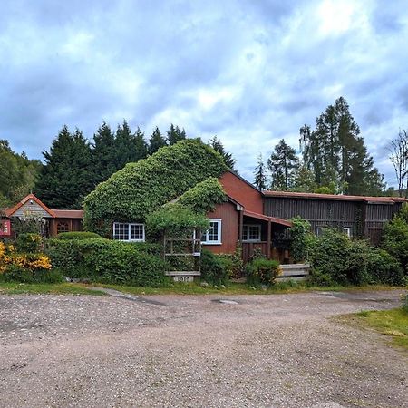The Steading Highland Glen Lodge Drumnadrochit Buitenkant foto