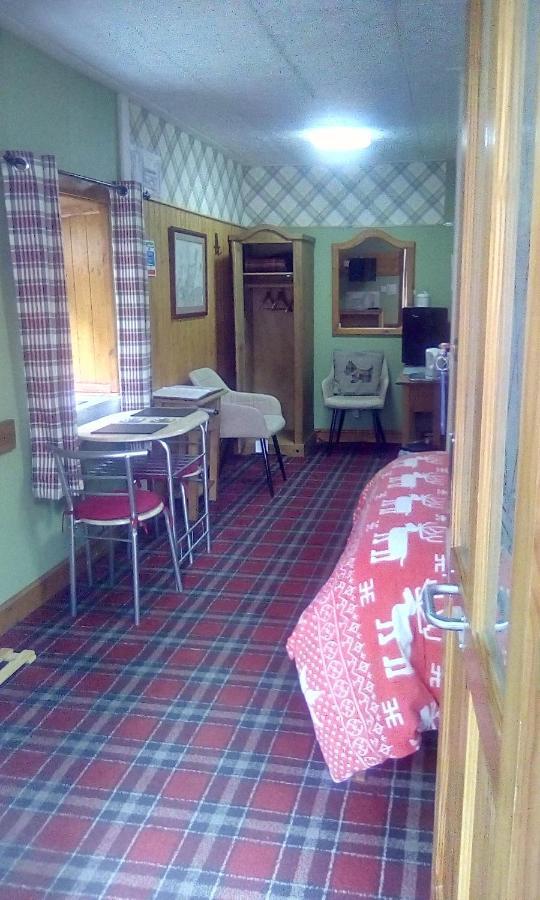 The Steading Highland Glen Lodge Drumnadrochit Buitenkant foto