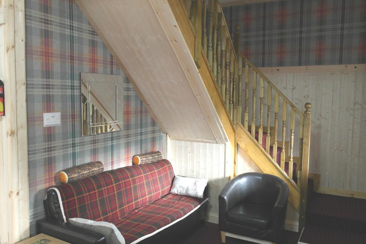 The Steading Highland Glen Lodge Drumnadrochit Buitenkant foto