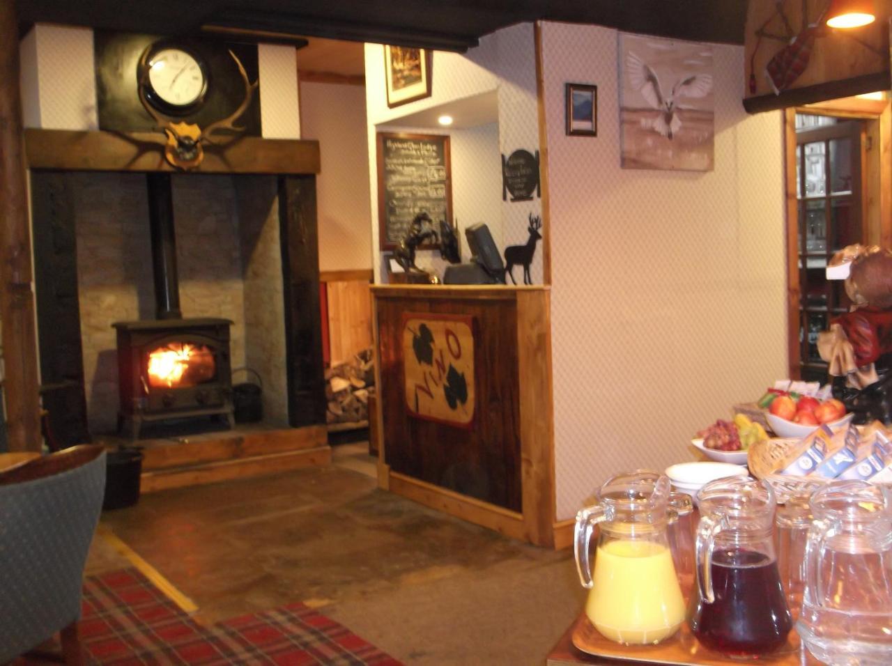 The Steading Highland Glen Lodge Drumnadrochit Buitenkant foto